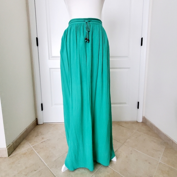 Green Crepe Skirt - Picture 1 of 4